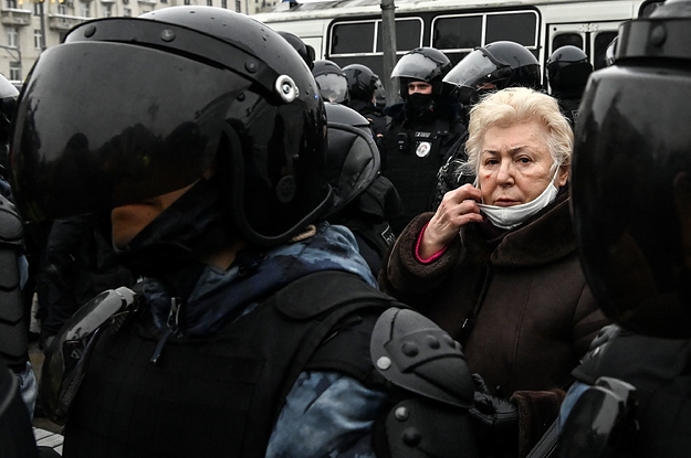 These Photos And Videos Of Pro-Democracy Protests In Russia Are Shockingly Intense