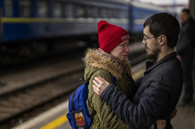 Russia's Invasion Is Breaking Up Ukrainian Families And The Photos Are Heartbreaking